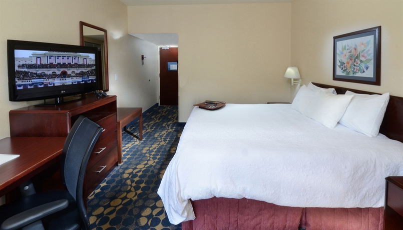 Imagen de la habitación del Hotel Hampton Inn High Point. Foto 7