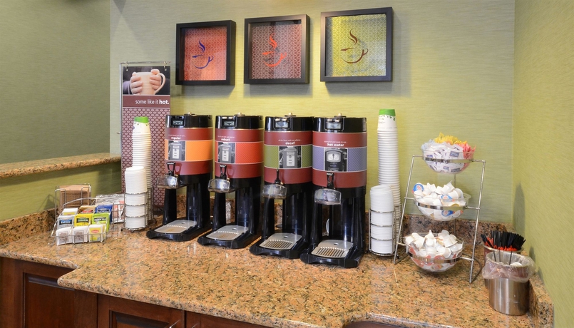 Imagen del bar/restaurante del Hotel Hampton Inn High Point. Foto 4