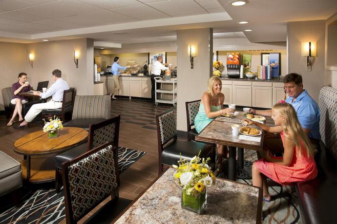 Imagen general del Hotel Hampton Inn Hilton Head. Foto 5