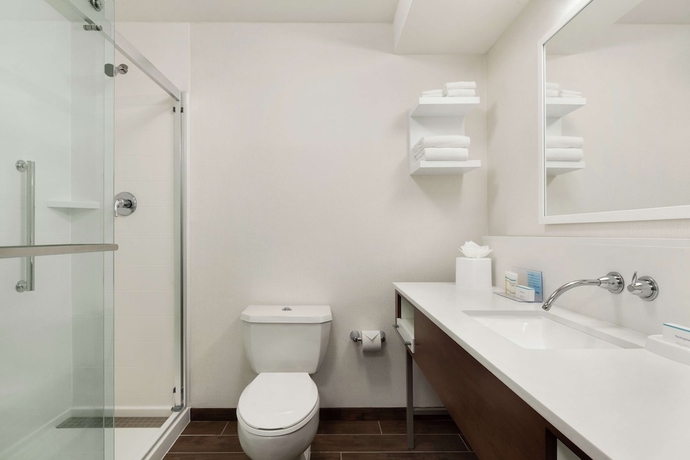 Imagen de la habitación del Hotel Hampton Inn Houston Hobby Airport. Foto 11