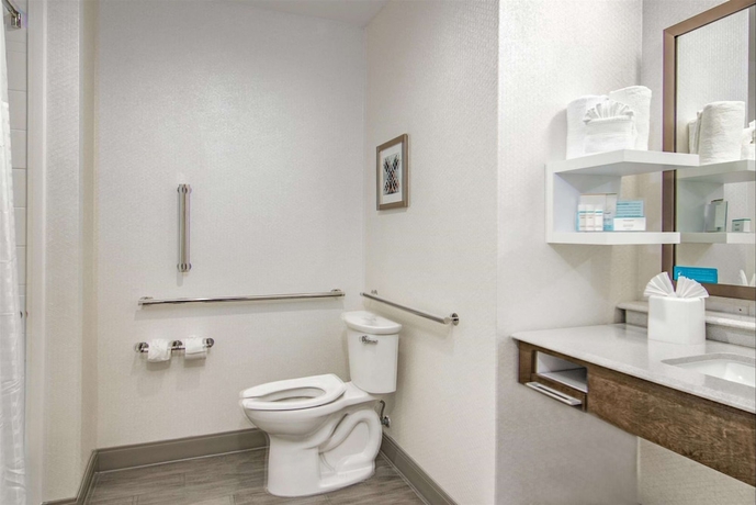 Imagen de la habitación del Hotel Hampton Inn Houston Nasa-johnson Space Center. Foto 11