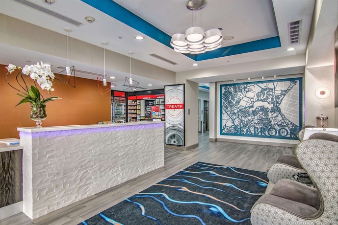 Imagen de los interiores del Hotel Hampton Inn Houston Nasa-johnson Space Center. Foto 16