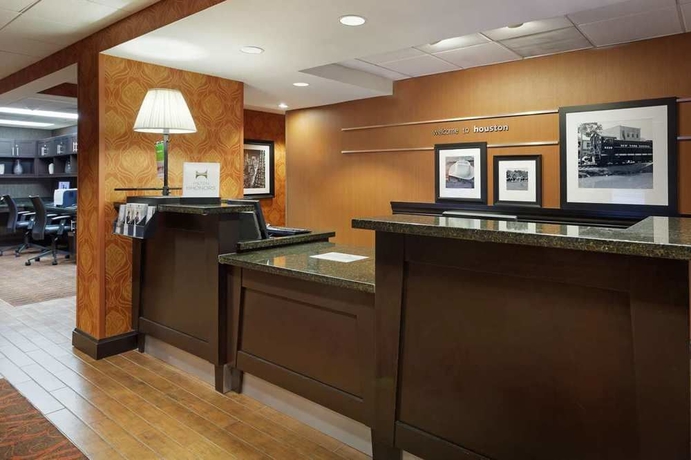 Imagen de los interiores del Hotel Hampton Inn Houston-near The Galleria. Foto 13