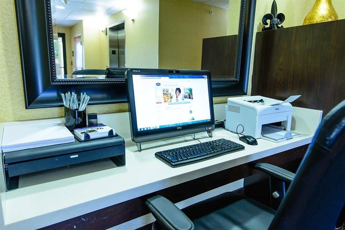 Imagen de los interiores del Hotel Hampton Inn Houston-pearland. Foto 7