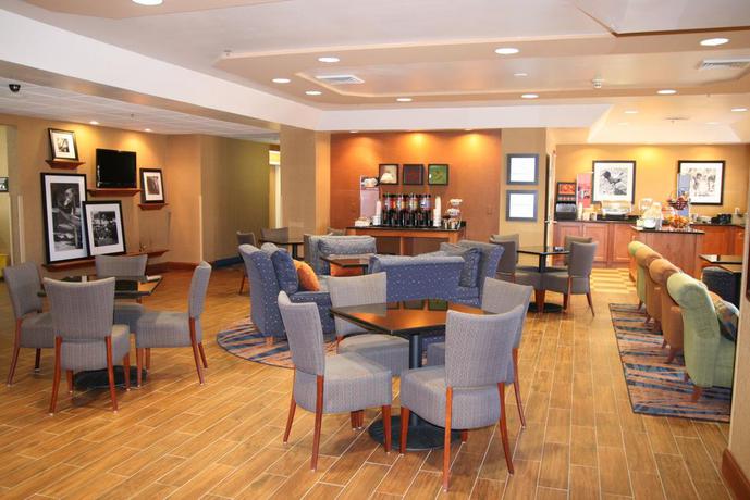 Imagen general del Hotel Hampton Inn Hutchinson. Foto 12