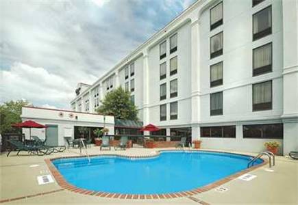 Imagen de la habitación del Hotel Hampton Inn I-40 Hanes Mall. Foto 2