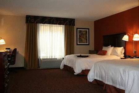Imagen de la habitación del Hotel Hampton Inn Indiana. Foto 4