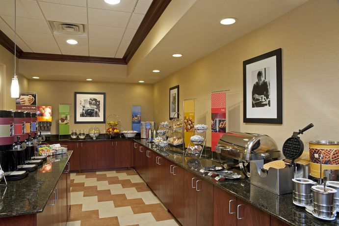 Imagen de los interiores del Hotel Hampton Inn Indianapolis Northwest - Park 100. Foto 11