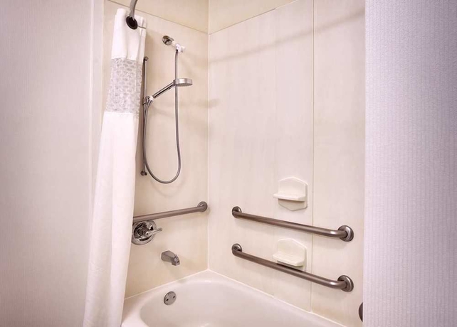 Imagen de la habitación del Hotel Hampton Inn Irvine East - Lake Forest. Foto 8