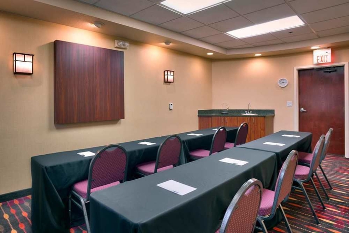 Imagen de los interiores del Hotel Hampton Inn Irvine East - Lake Forest. Foto 12