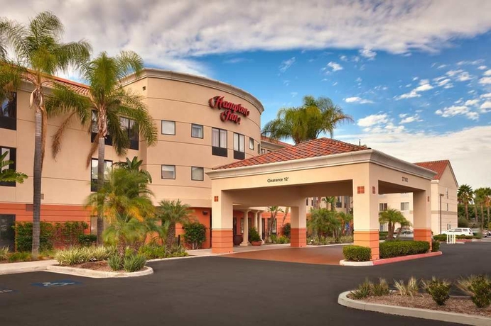 Imagen de los exteriores del Hotel Hampton Inn Irvine East - Lake Forest. Foto 10