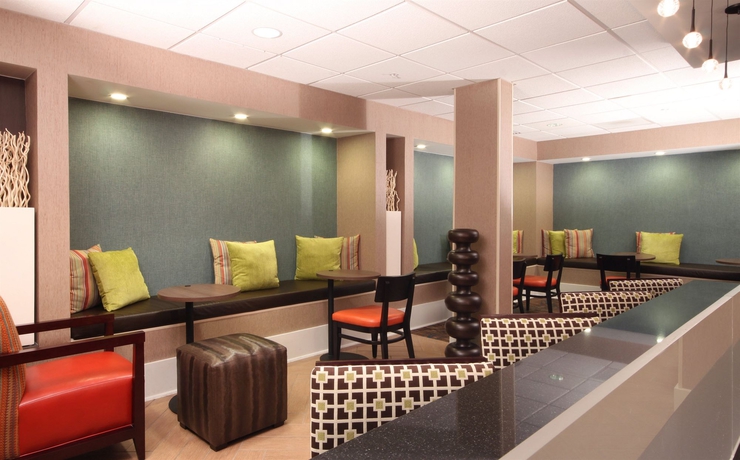 Imagen de los interiores del Hotel Hampton Inn Jacksonville Beach/oceanfront. Foto 15