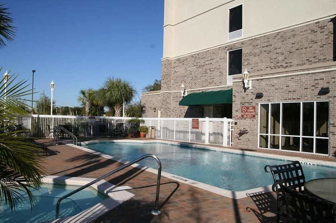 Imagen de la piscina del Hotel Hampton Inn Jacksonville East Regency Square. Foto 5