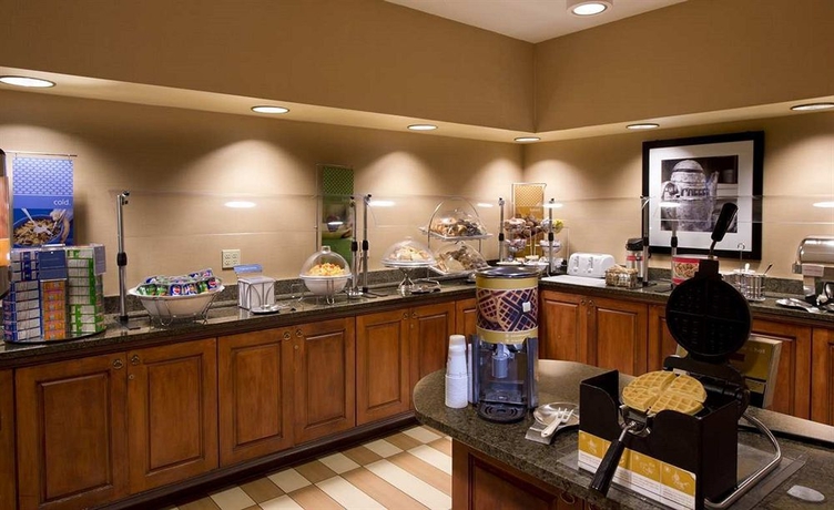 Imagen del bar/restaurante del Hotel Hampton Inn Jacksonville-downtown-i-95. Foto 5