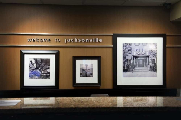 Imagen de los interiores del Hotel Hampton Inn Jacksonville-downtown-i-95. Foto 13