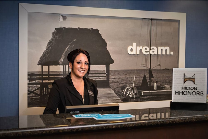 Imagen de los interiores del Hotel Hampton Inn Jacksonville-i-295 East/baymeadows. Foto 18