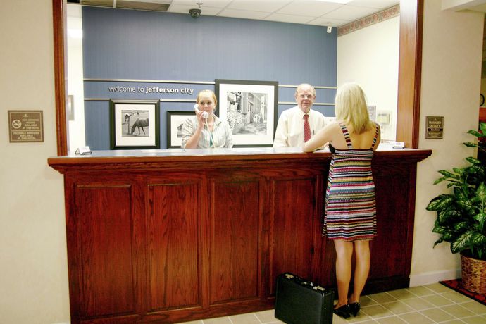Imagen de los interiores del Hotel Hampton Inn Jefferson City At Capital Mall. Foto 13