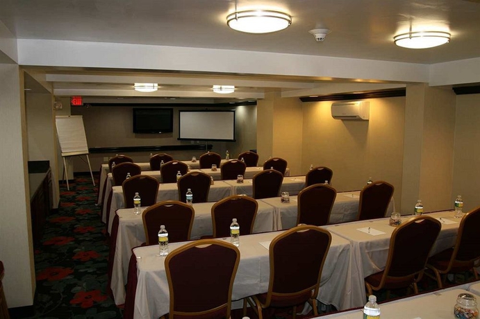 Imagen de los interiores del Hotel Hampton Inn Jericho - Westbury. Foto 11
