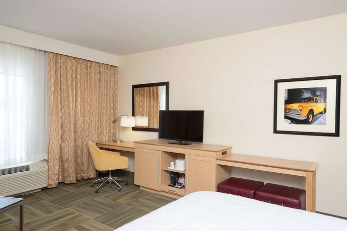 Imagen de la habitación del Hotel Hampton Inn Kalamazoo. Foto 7