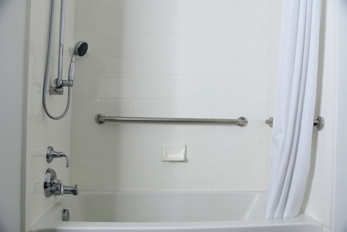 Imagen de la habitación del Hotel Hampton Inn Kalamazoo. Foto 9