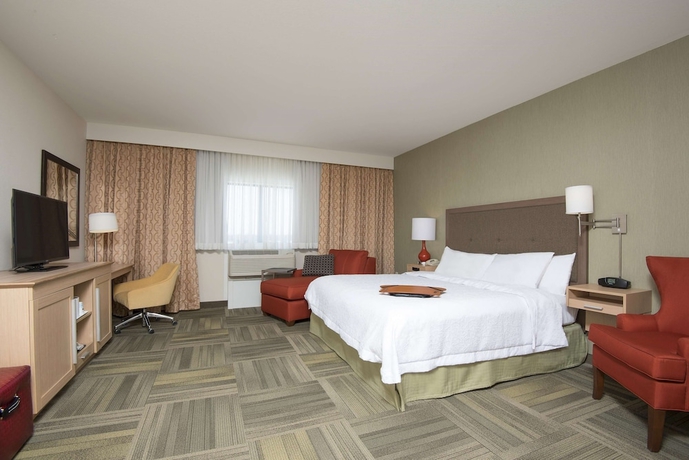 Imagen de la habitación del Hotel Hampton Inn Kalamazoo. Foto 12