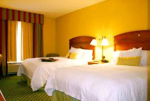 Imagen de la habitación del Hotel Hampton Inn Kansas City Near Worlds Of Fun. Foto 1