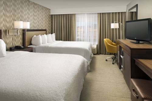 Imagen de la habitación del Hotel Hampton Inn Kansas City The Legends. Foto 2