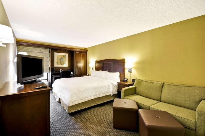 Imagen de la habitación del Hotel Hampton Inn Kansas City-airport. Foto 6