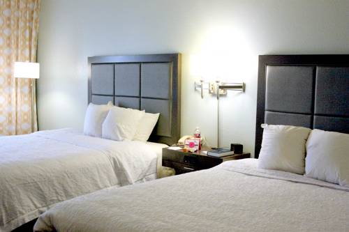 Imagen de la habitación del Hotel Hampton Inn Kingsville. Foto 7