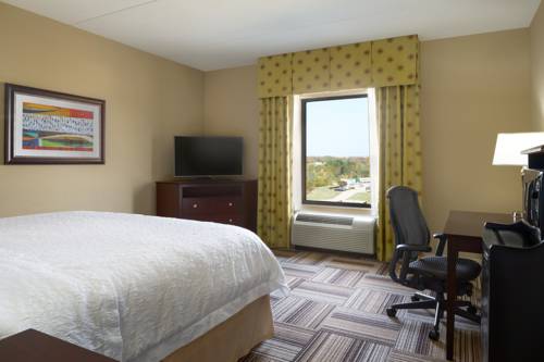 Imagen de la habitación del Hotel Hampton Inn Knoxville East. Foto 6