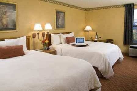 Imagen de la habitación del Hotel Hampton Inn Lafayette. Foto 4