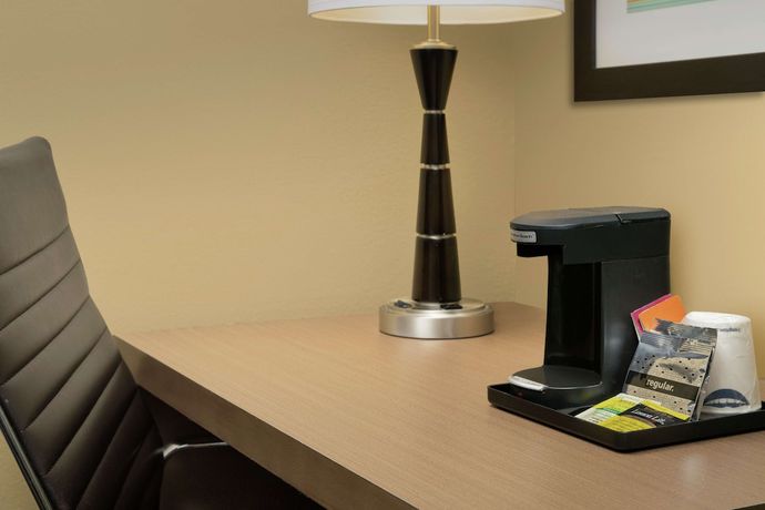 Imagen de la habitación del Hotel Hampton Inn Lake Charles. Foto 4