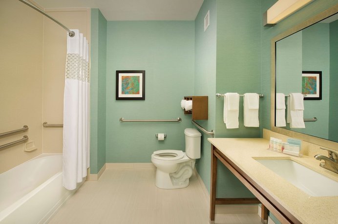 Imagen de la habitación del Hotel Hampton Inn Lake Charles. Foto 9