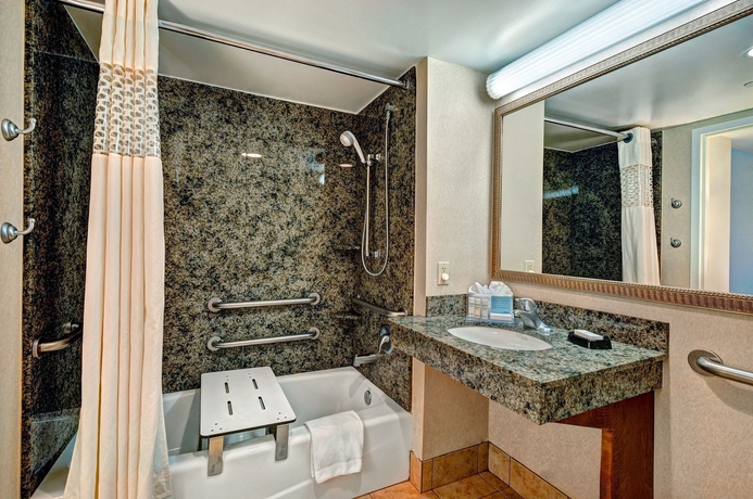 Imagen de la habitación del Hotel Hampton Inn Lake Havasu City. Foto 12