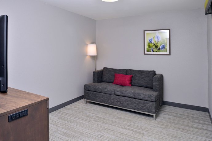 Imagen de la habitación del Hotel Hampton Inn Laporte In. Foto 11