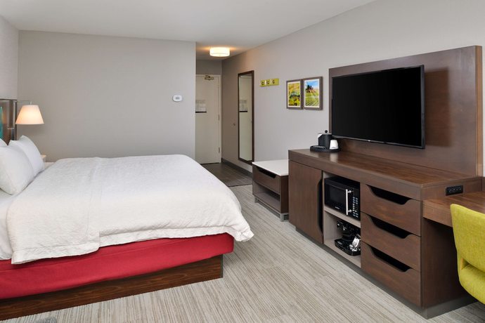 Imagen de la habitación del Hotel Hampton Inn Laporte In. Foto 18