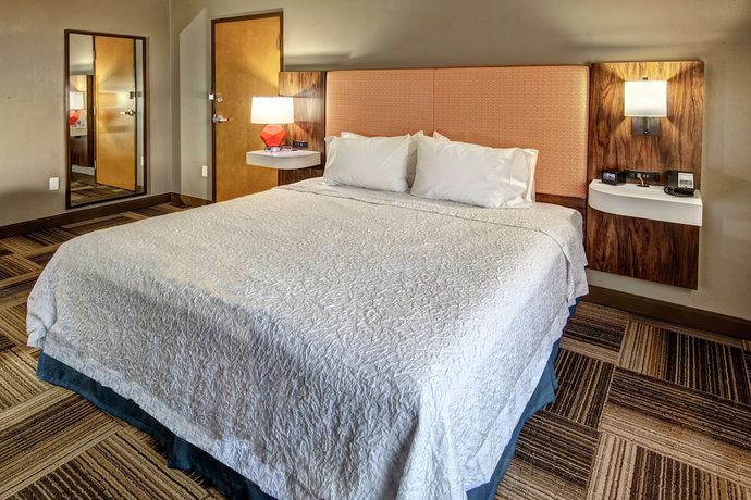 Imagen de la habitación del Hotel Hampton Inn Latrobe. Foto 3