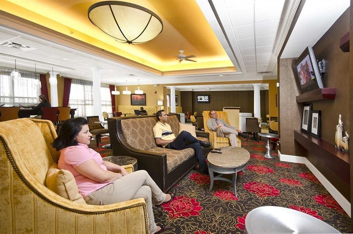 Imagen de los interiores del Hotel Hampton Inn Lawrenceville Duluth. Foto 11
