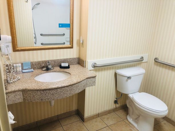 Imagen de la habitación del Hotel Hampton Inn Lewisburg, Underwood Estates. Foto 7