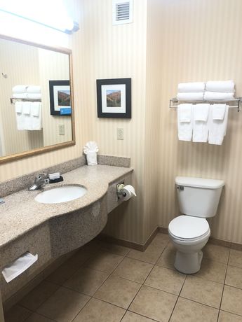 Imagen de la habitación del Hotel Hampton Inn Lewisburg, Underwood Estates. Foto 8