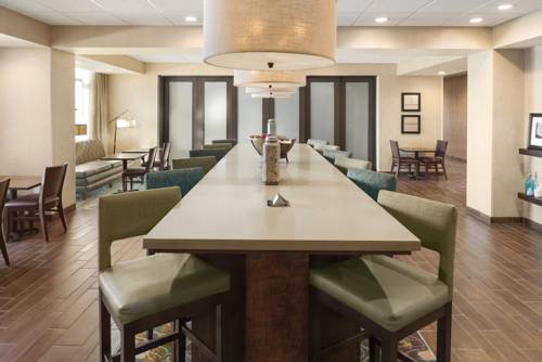 Imagen de la habitación del Hotel Hampton Inn Lincoln Airport. Foto 3