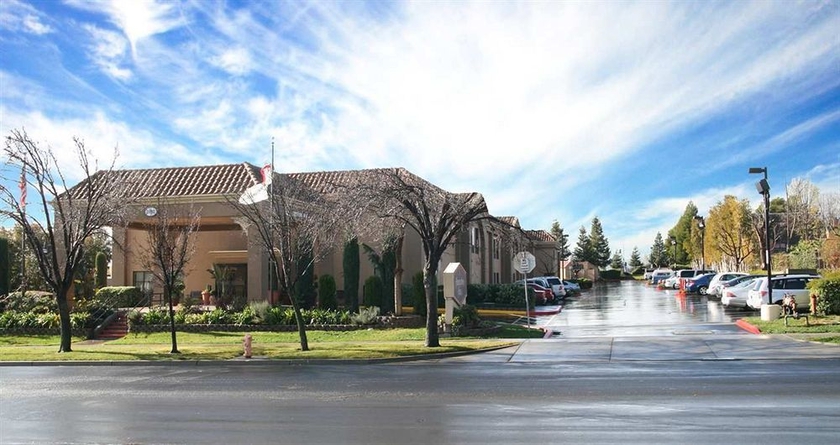 Imagen de los exteriores del Hotel Hampton Inn Livermore. Foto 7