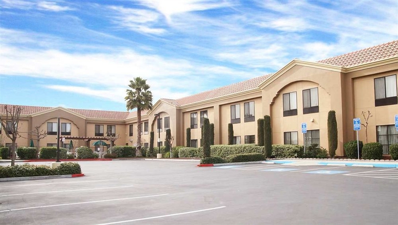 Imagen de los exteriores del Hotel Hampton Inn Livermore. Foto 8