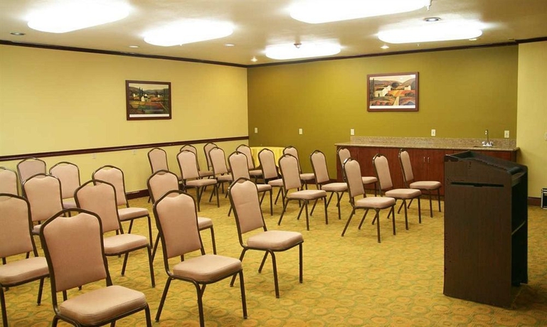 Imagen de los interiores del Hotel Hampton Inn Livermore. Foto 15