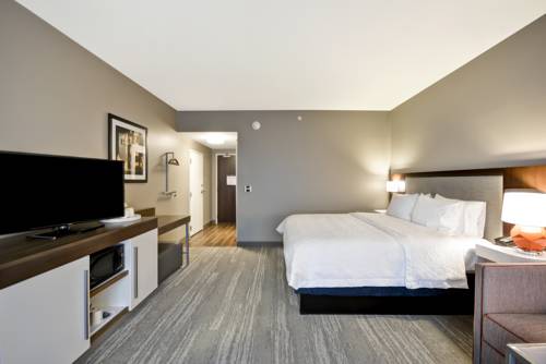 Imagen de la habitación del Hotel Hampton Inn Livonia Detroit. Foto 1