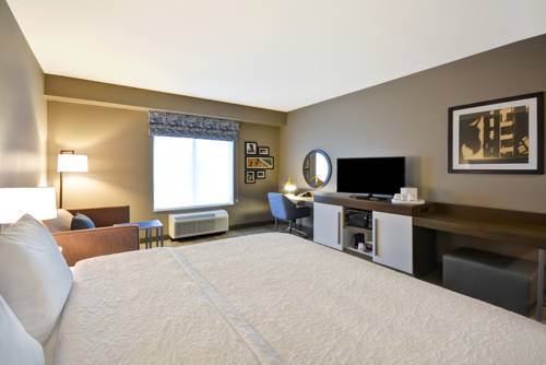 Imagen de la habitación del Hotel Hampton Inn Livonia Detroit. Foto 2