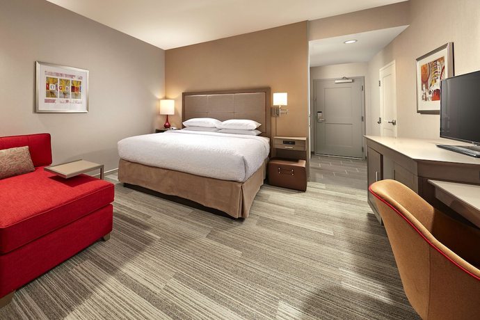 Imagen de la habitación del Hotel Hampton Inn Long Beach Airport. Foto 8
