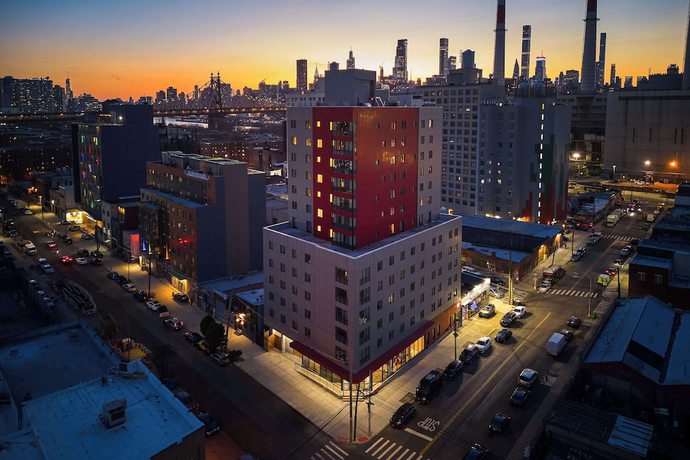 Imagen general del Hotel Hampton Inn Long Island City NY. Foto 1