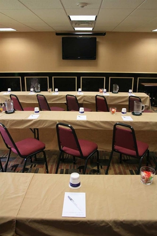Imagen de los interiores del Hotel Hampton Inn Long Island/commack. Foto 12