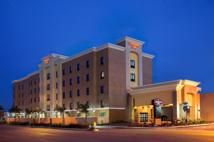 Imagen de los exteriores del Hotel Hampton Inn Los Angeles Int'l Airport/hawthorne. Foto 6